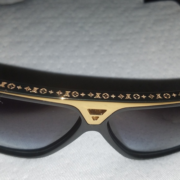 Designer luxury sunglasses